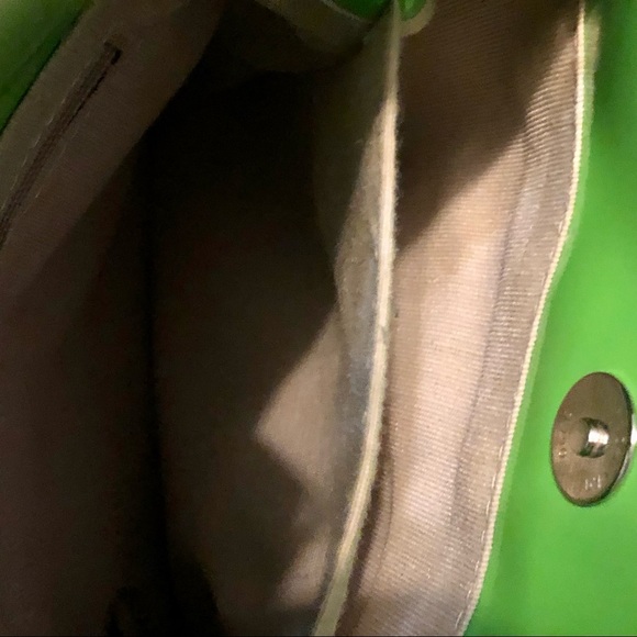 Guess Neon Green Patent Leather Shoulder Bag - Picture 7 of 8